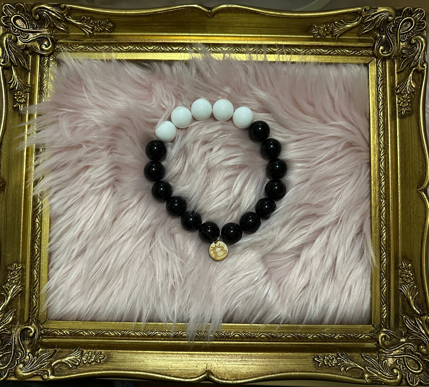 Gorgeous Onyx Pearl Necklaces for Pets