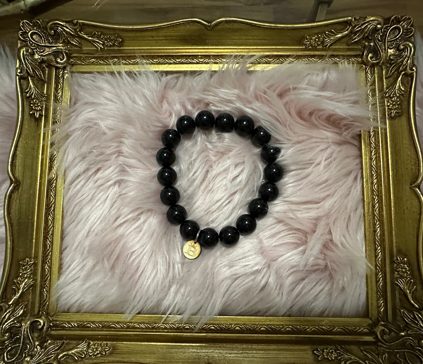 Gorgeous Onyx Pearl Necklaces for Pets